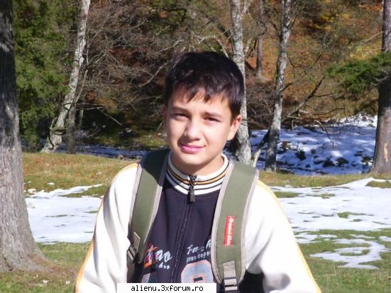 salut! - )sunt si eu frumos ? :D - Discutii in general !